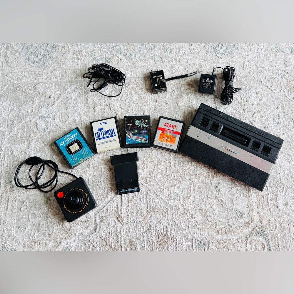 TESTED Atari 2600 Jr Bundle + 5 Games - Rare Zellers TIME WARP